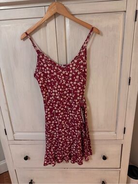 Floral Tie-Wrap Mini Dress in red - perfect little summer dress!